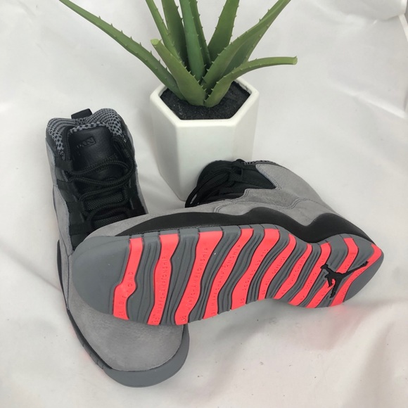 Air Jordan Retro 10 Cool Grey /INFRARED-BLACK - Picture 8 of 8